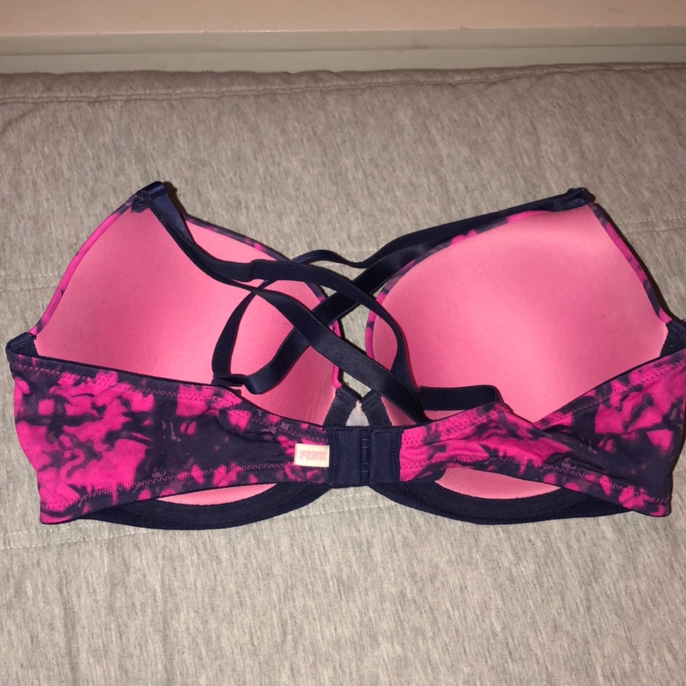 Pink bra - Picture 2 of 3